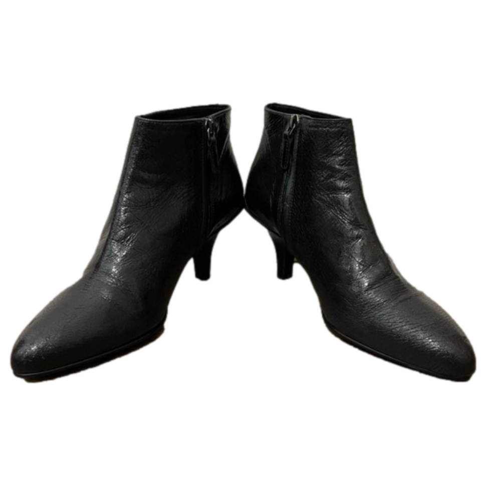 Prada NWOT Milano Black Shiny Patent Crackle Leather Kitten Heel Booties 38.5